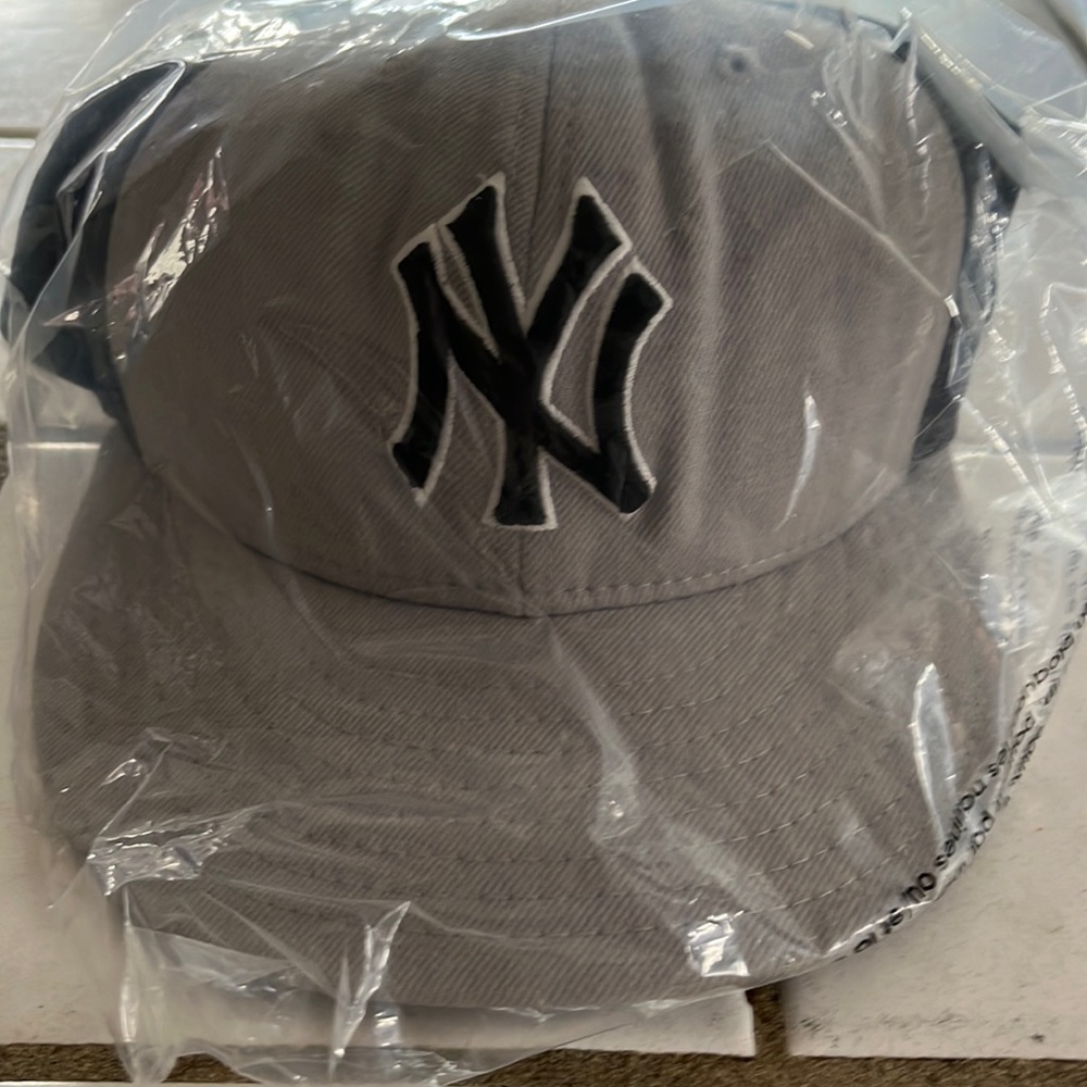Yankees Fitted Hat 7 1/8